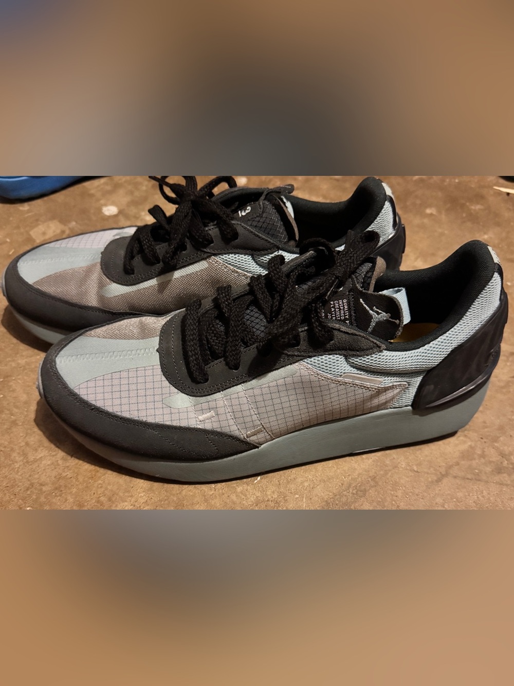 Jordan Men's Low-Top Sneakers in Black and Gray